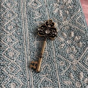 Ornate Gold and Silver Key brooch